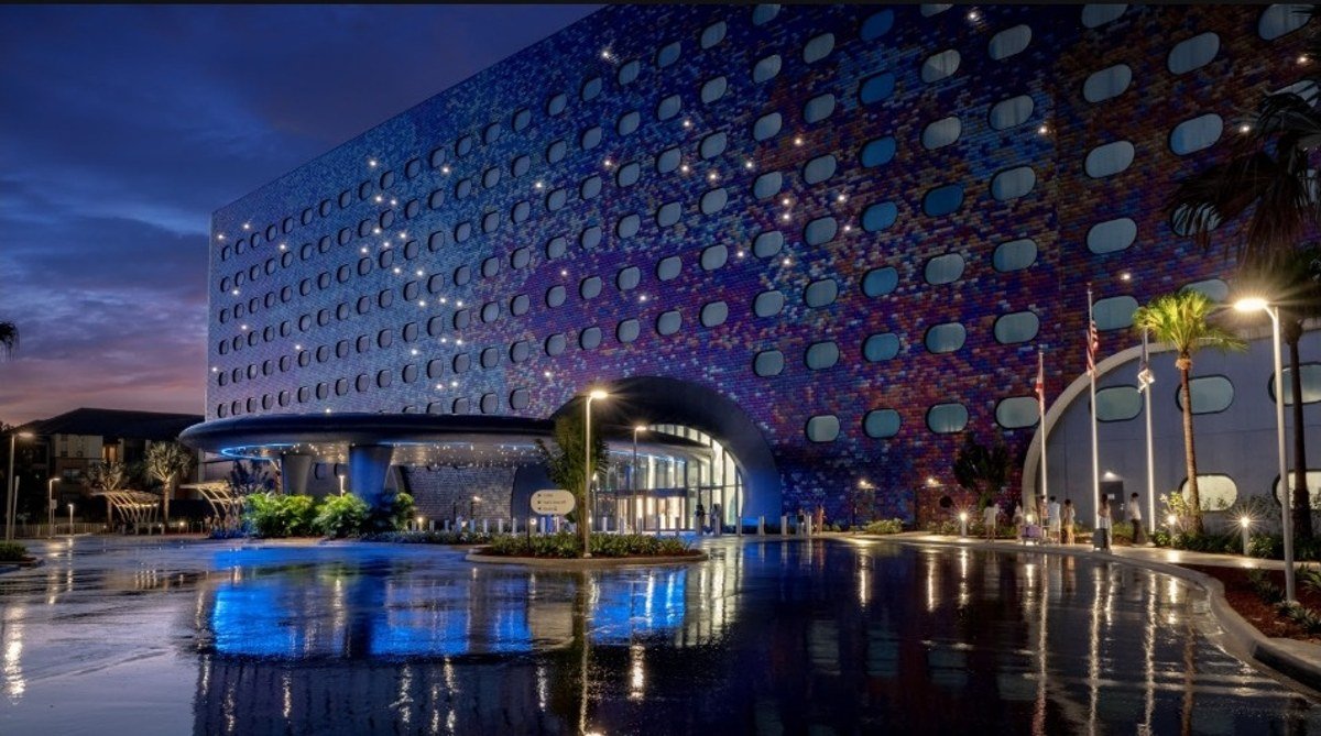 Universal Stella Nova Resort de noche